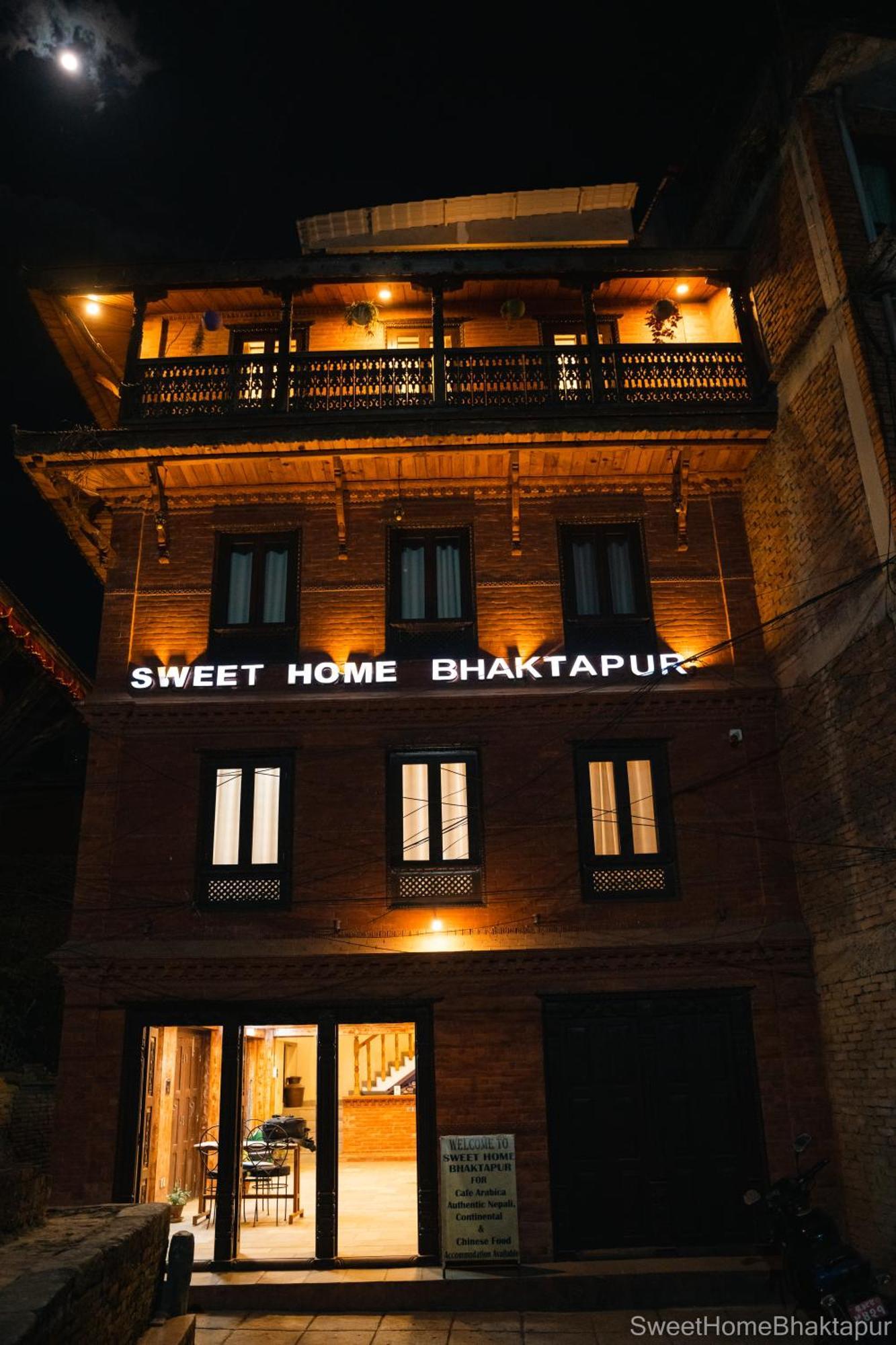 Hotel Sweet Home Bhatgoan Extérieur photo
